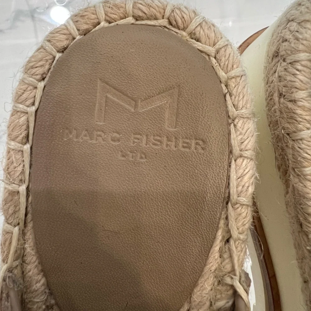 Marc FISCHER Glenna suede raffia platform wedge sandal size 6.5